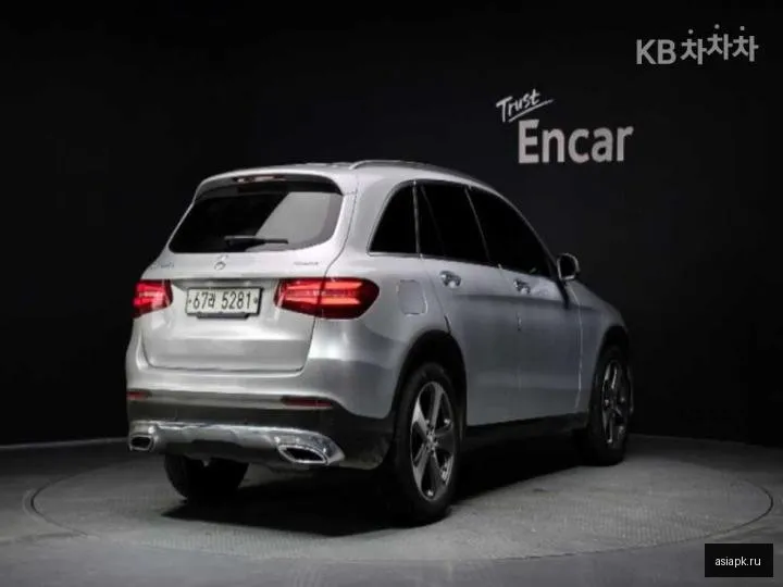 Mercedes-Benz GLC-Class 2