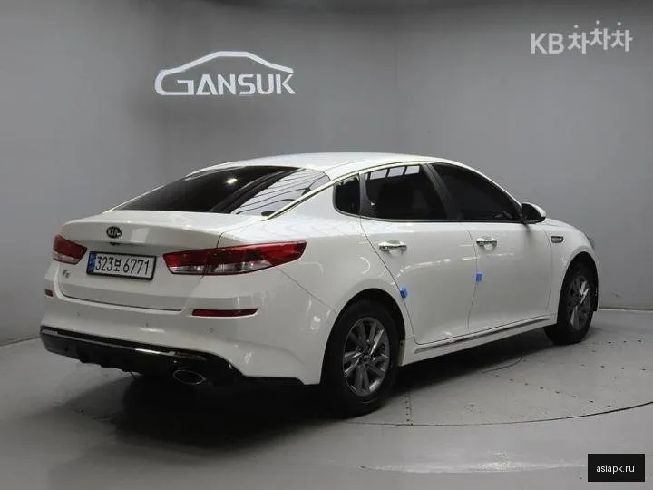 Kia K5 4