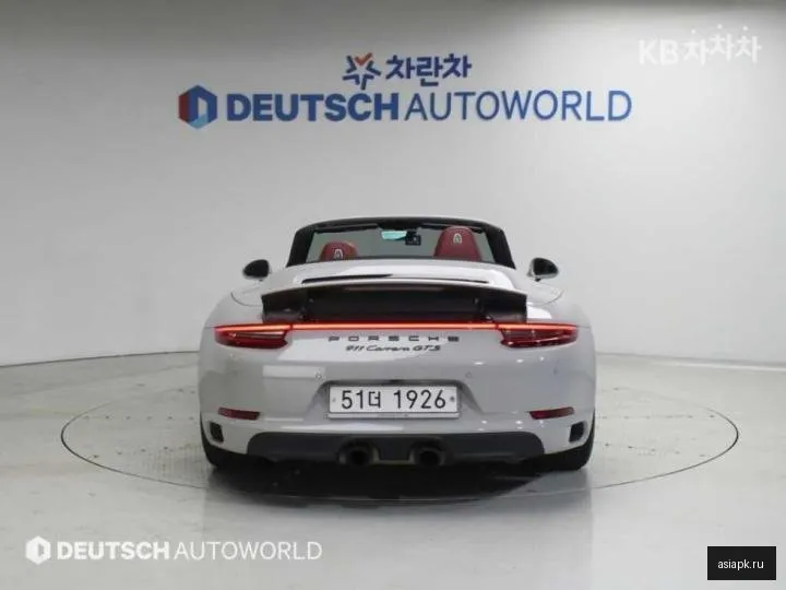 Porsche 911 4