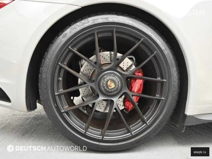 Porsche 911 6