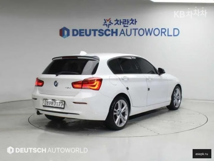 BMW 1-Series 2