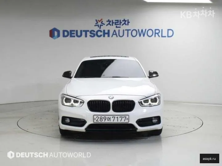 BMW 1-Series 3