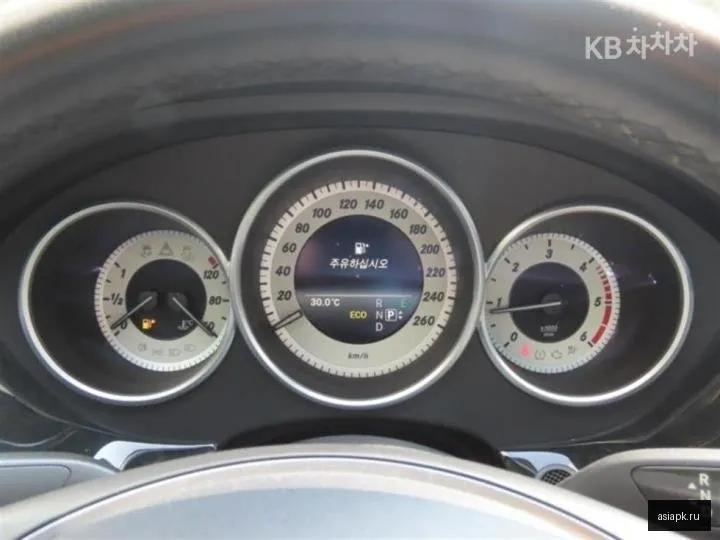 Mercedes-Benz CLS-Class 5