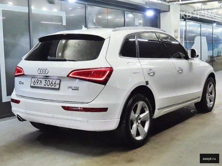 Audi Q5 4