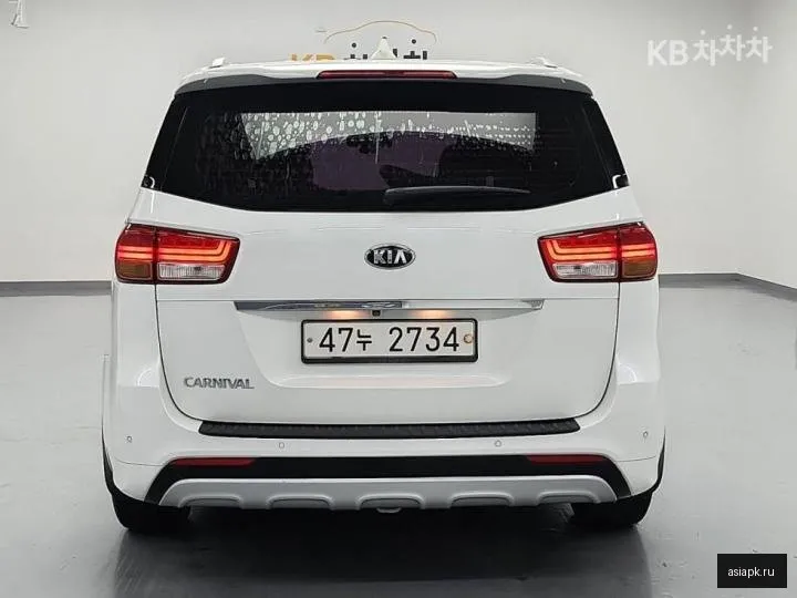 Kia Carnival 3