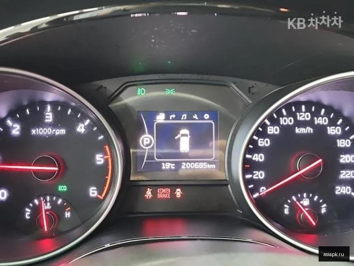 Kia Carnival 6