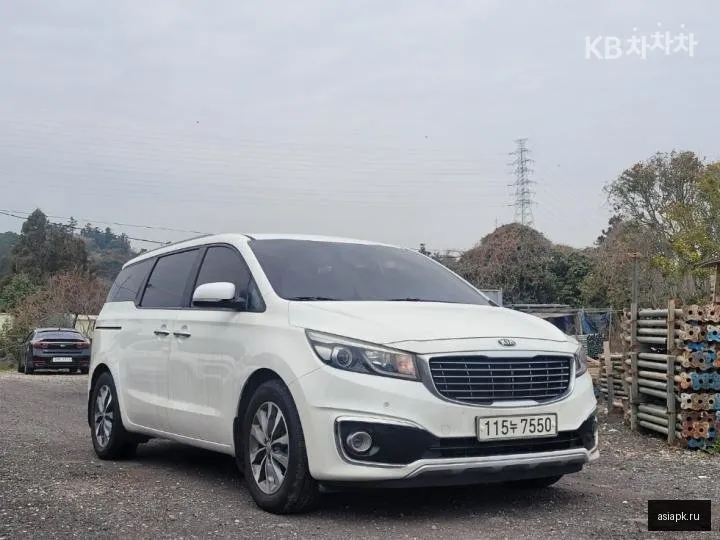 Kia Carnival 4