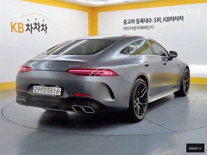Mercedes-Benz AMG GT 4