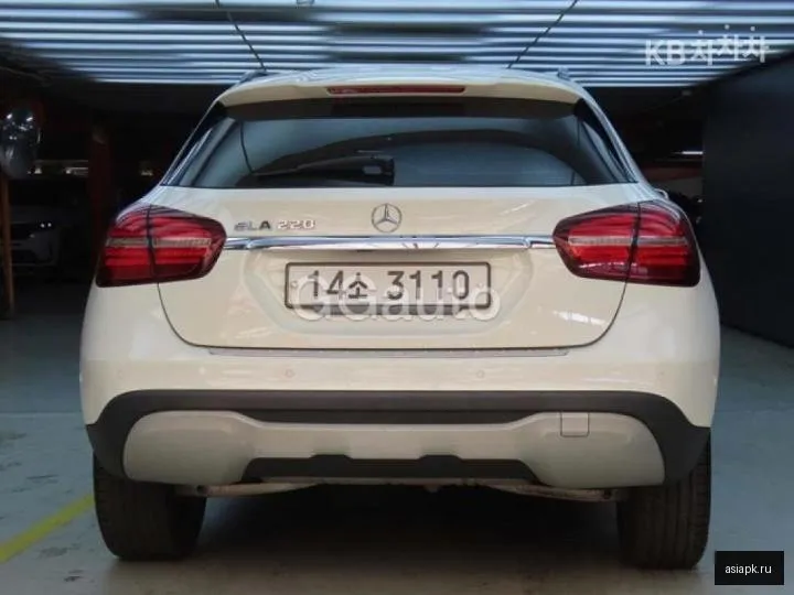 Mercedes-Benz GLA-Class AMG 3