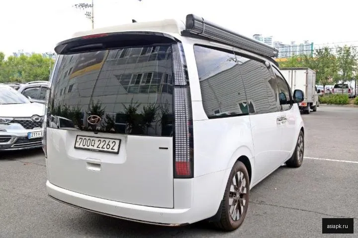 Hyundai Staria 5