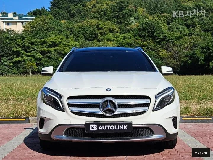 Mercedes-Benz GLA-Class