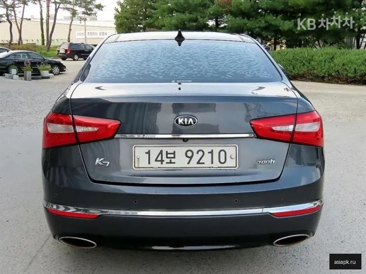 Kia K7 4