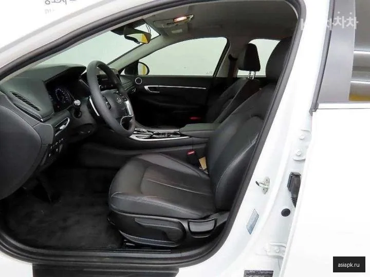Hyundai Sonata 5