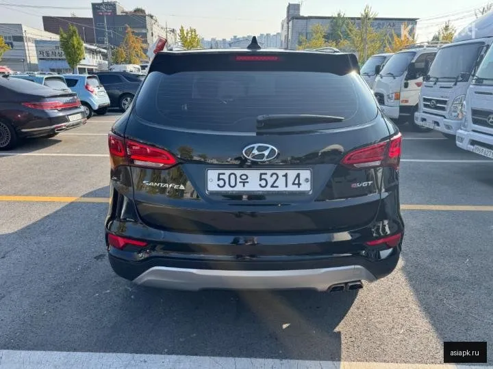 Hyundai Santa Fe 4