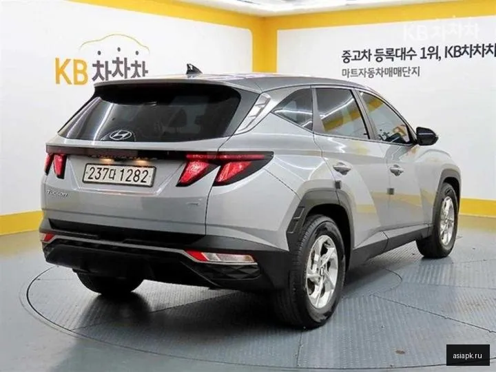 Hyundai Tucson 4