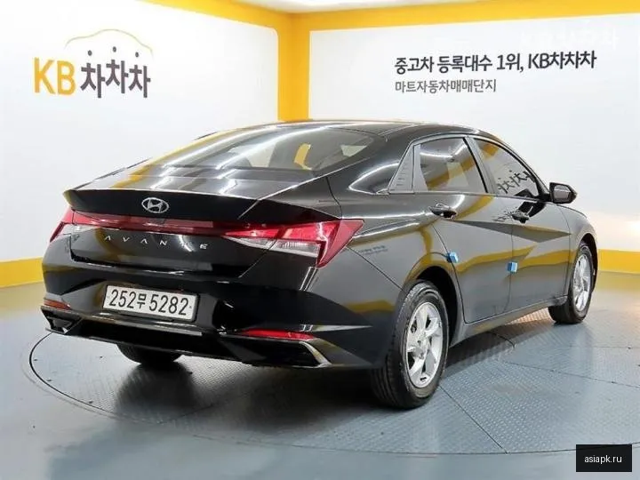 Hyundai Avante 4