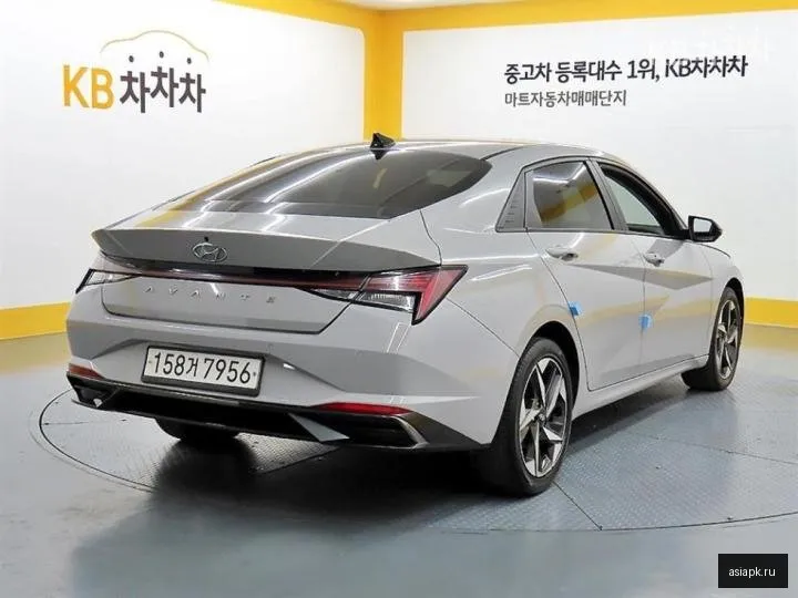 Hyundai Avante 4