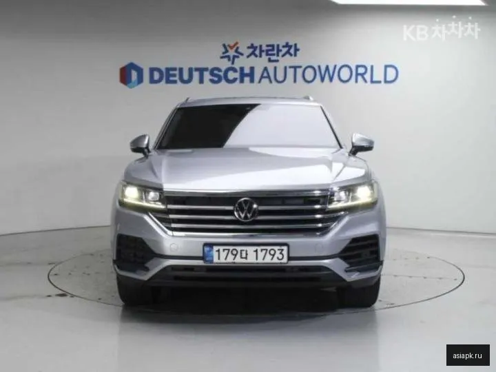 Volkswagen Touareg 3
