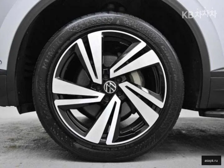 Volkswagen Touareg 5