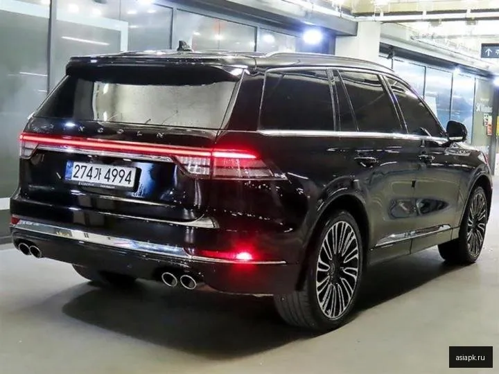 Lincoln Aviator 4