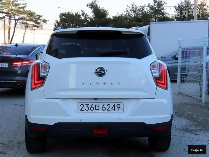 SsangYong Tivoli 4