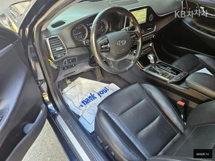 Hyundai Grandeur 6