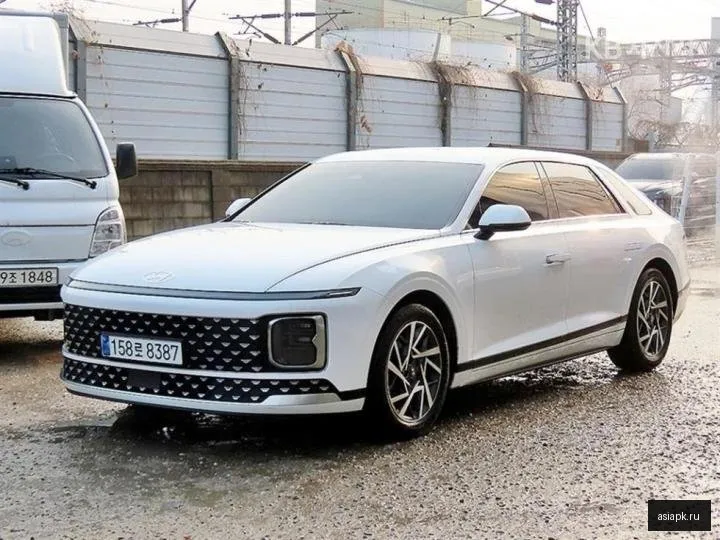 Hyundai Grandeur 2