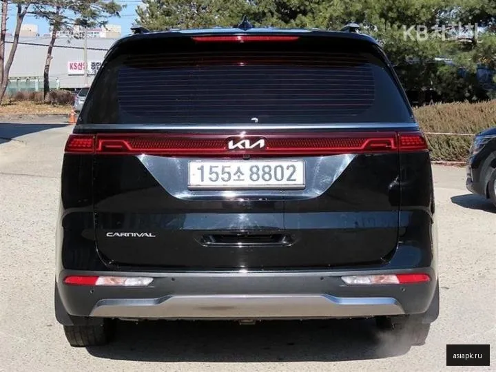 Kia Carnival 4
