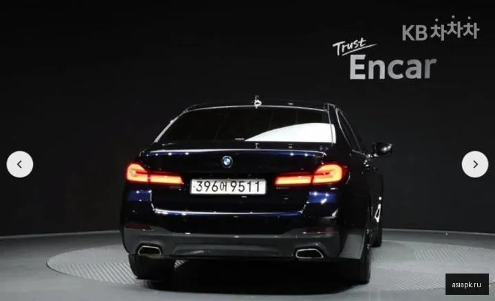 BMW 5-Series 4