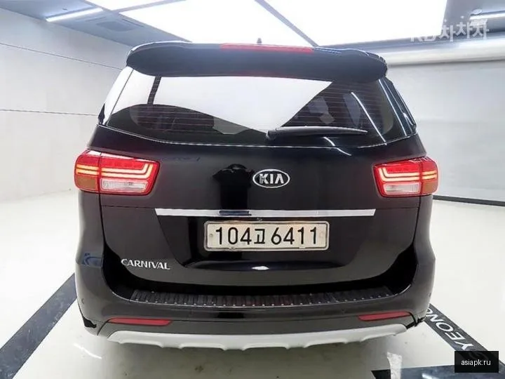 Kia Carnival 3