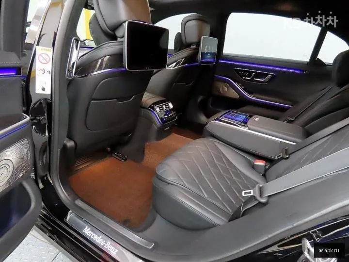 Mercedes-Benz S-Class 6