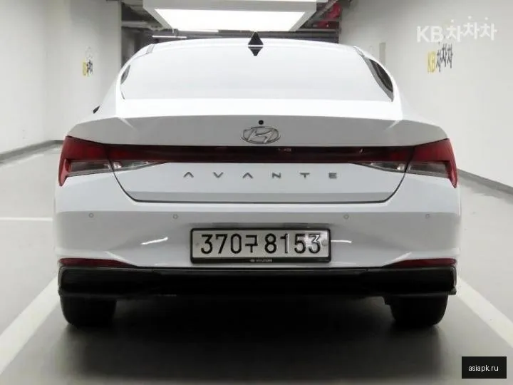Hyundai Avante 3