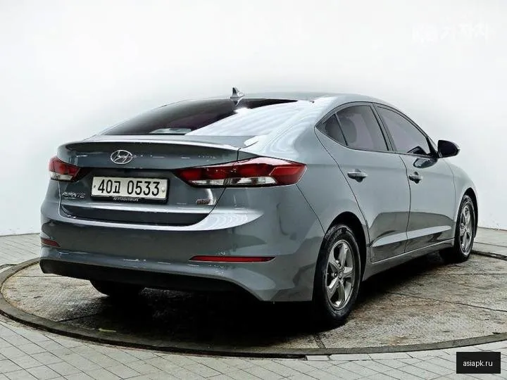 Hyundai Avante 4