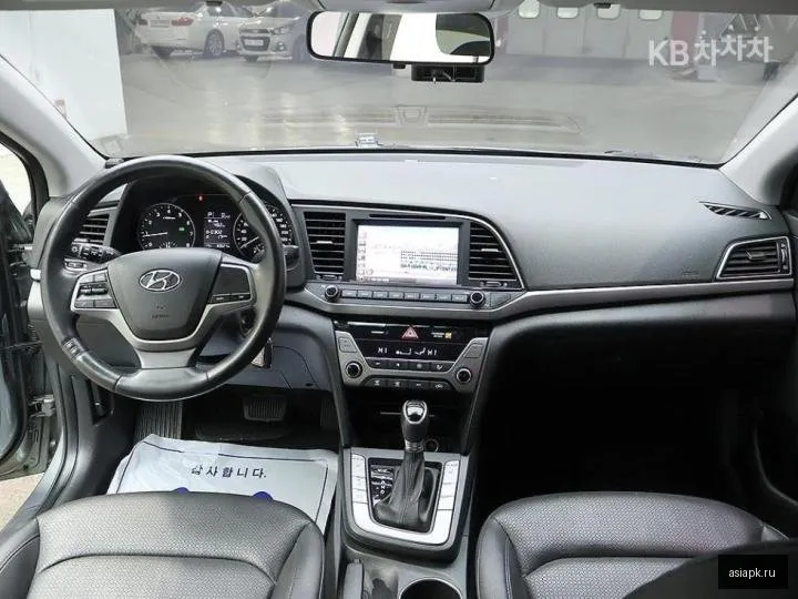 Hyundai Avante 5