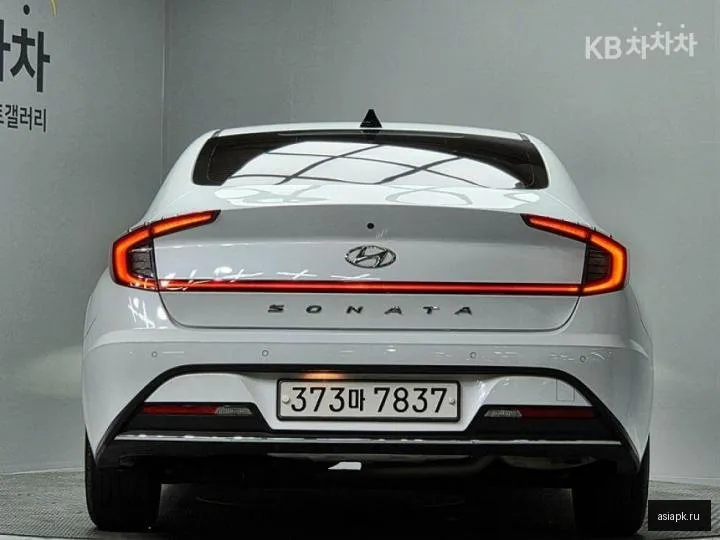 Hyundai Sonata 4