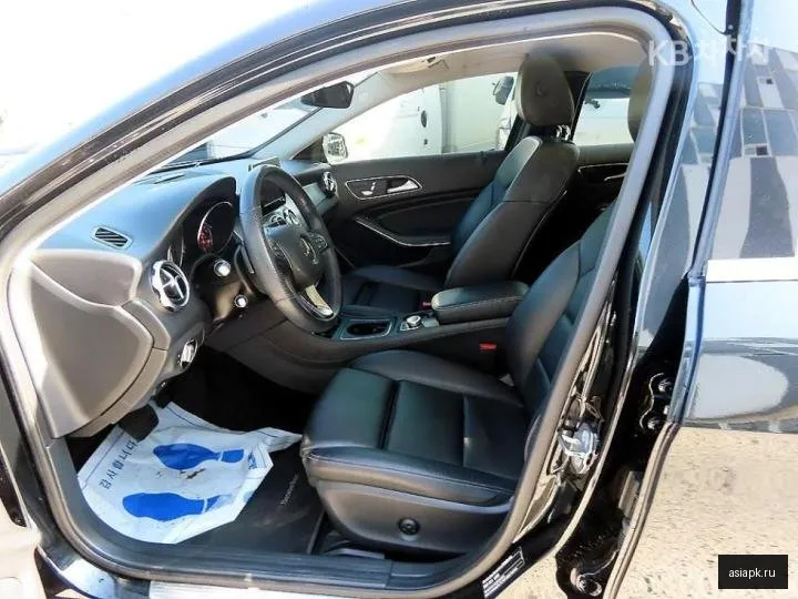 Mercedes-Benz GLA-Class AMG 5