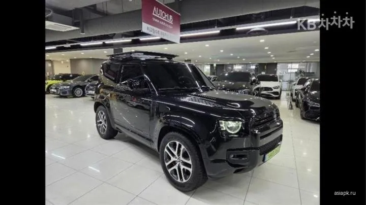 Land Rover Defender 3
