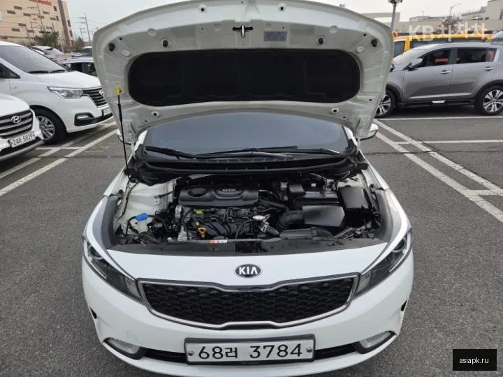 Kia K3 6