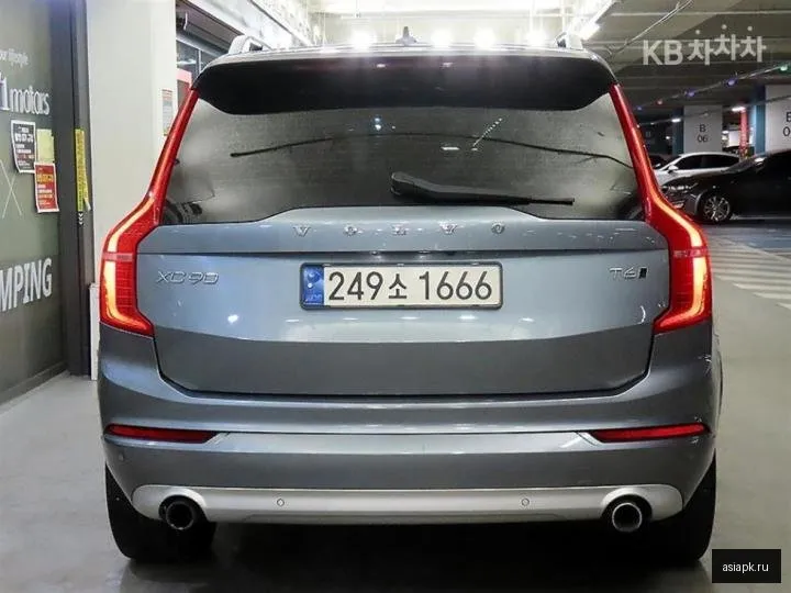 Volvo XC90 5