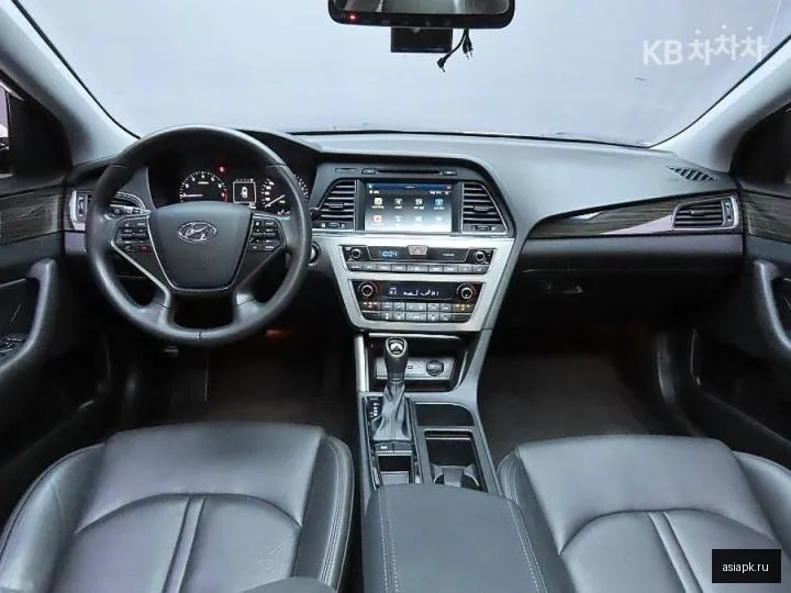 Hyundai Sonata 6