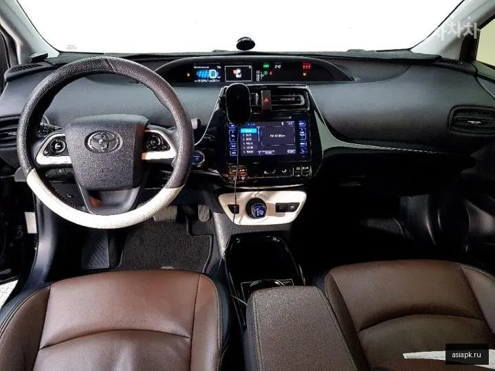 Toyota Prius 5
