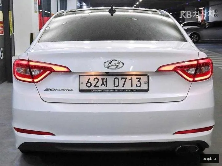 Hyundai Sonata 5