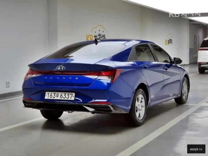Hyundai Avante 4