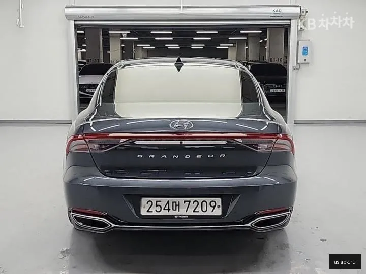 Hyundai Grandeur 3
