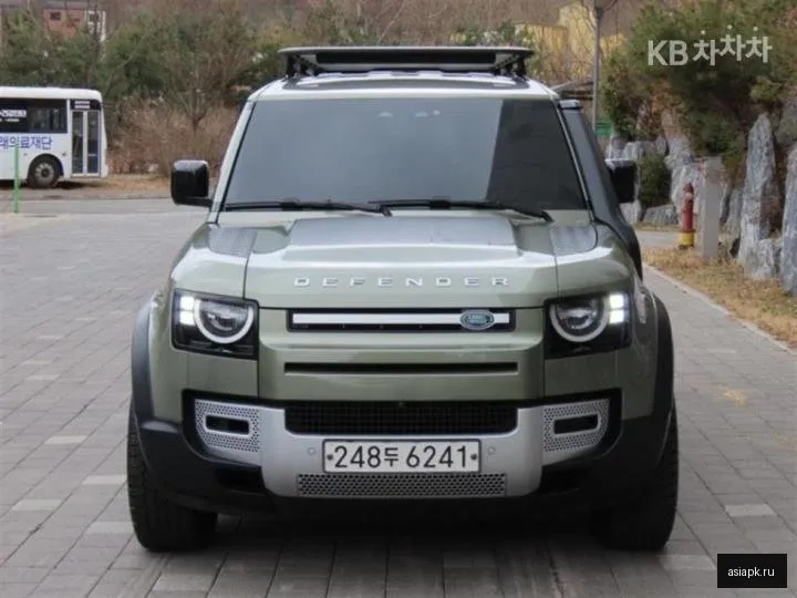 Land Rover Defender