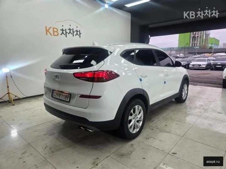 Hyundai Tucson 4