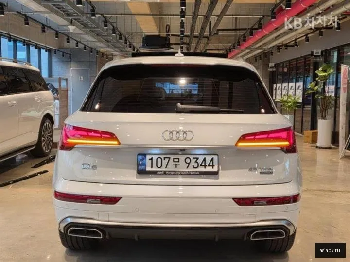 Audi Q5 4