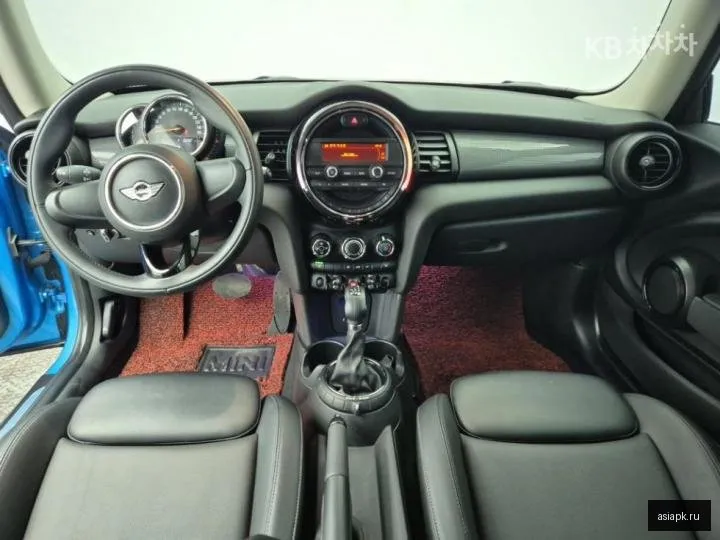 MINI Hatch 5