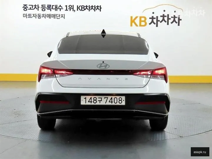 Hyundai Avante 3