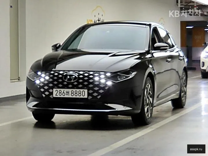 Hyundai Grandeur 2